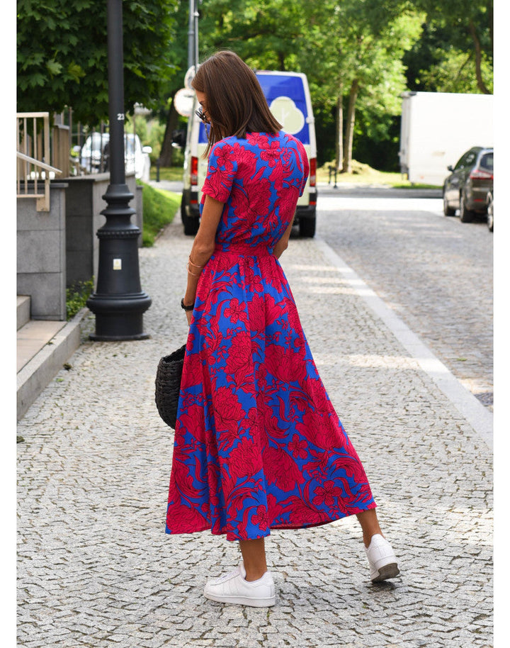 Rina™ Sommerkleid mit charmantem Blumenmuster und elegantem V-Ausschnitt mit kurzen Ärmeln