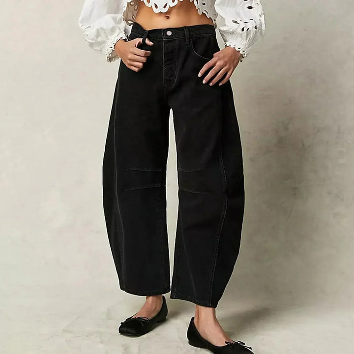 Trendige Damenjeans mit weitem Bein - der perfekte Style für jede Gelegenheit