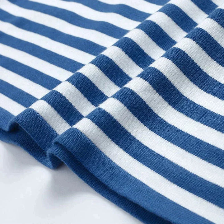 Elegante gestreifte Damenbluse mit langen Ärmeln und Rundhalsausschnitt - perfekt für jeden Anlass