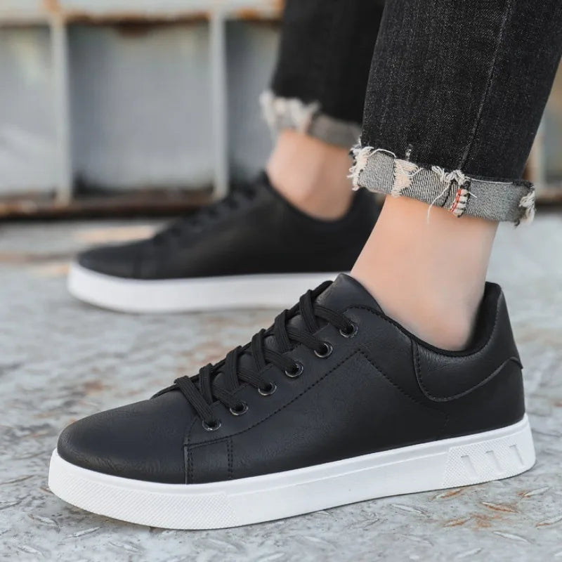 Anspruchsvolle Herrenschuhe aus Leder in elegantem und klassischem Design