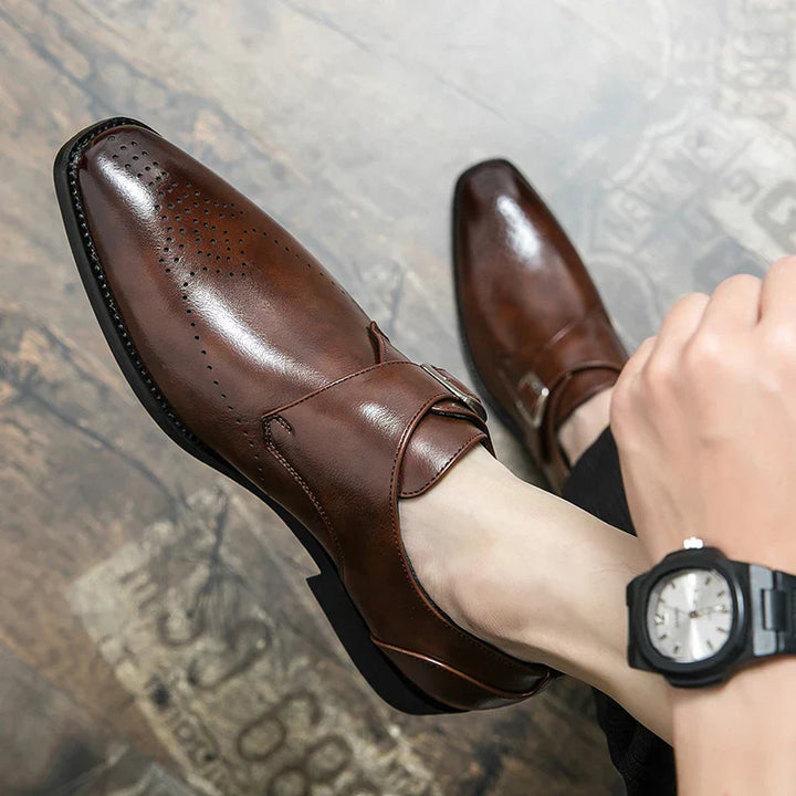 Stilvolle und elegante Herrenschuhe aus hochwertigem Leder - eine Garantie für großen Stil und Komfort