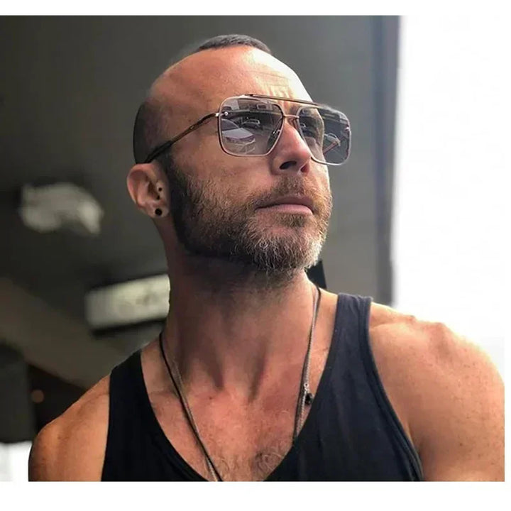 Elegante Aviator-Sonnenbrille für Männer in modernem, quadratischem Design