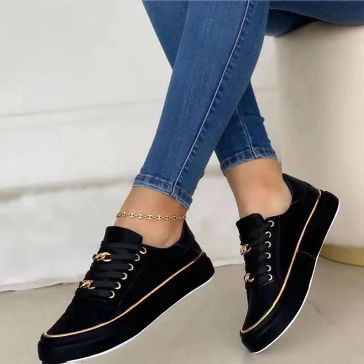 Modische Damen-Sportschuhe aus luftigem Textilmaterial - perfekt für Freizeitmomente und zur Betonung des individuellen Stils