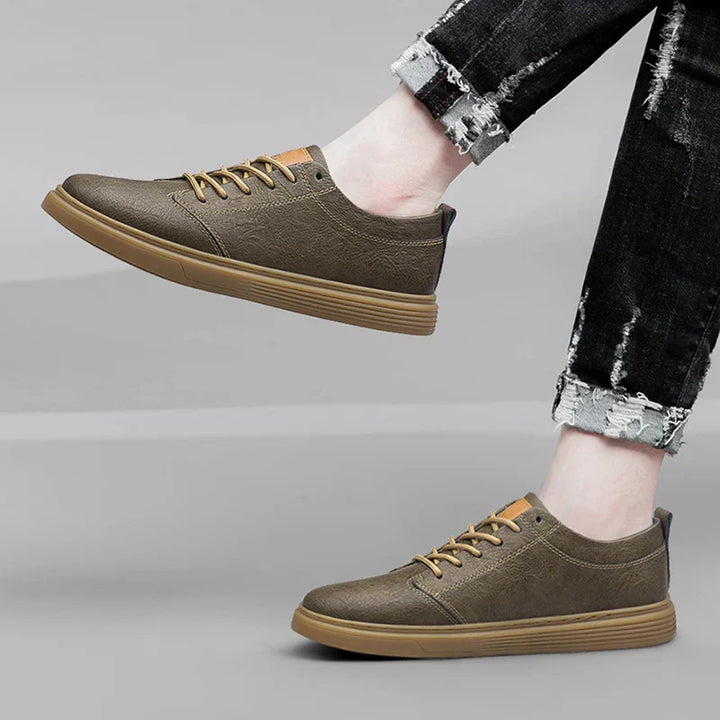 Bequeme und elegante Sportschuhe aus hochwertigem Leder für Männer