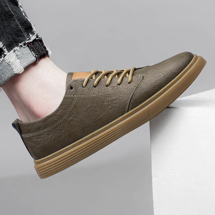 Bequeme und elegante Sportschuhe aus hochwertigem Leder für Männer