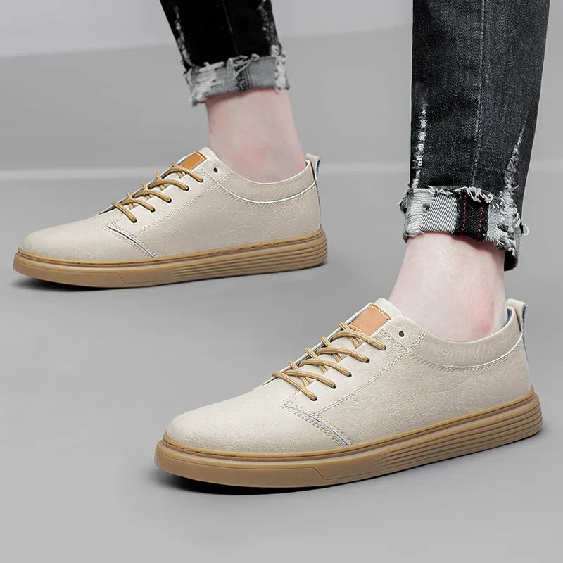 Bequeme und elegante Sportschuhe aus hochwertigem Leder für Männer