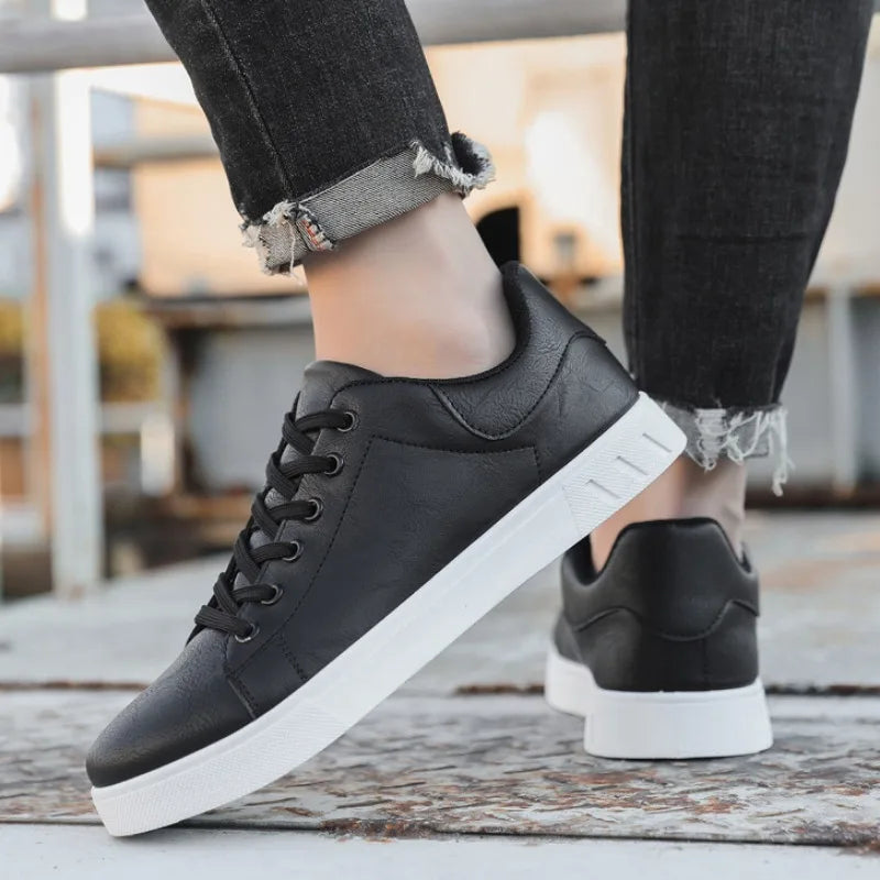 Anspruchsvolle Herrenschuhe aus Leder in elegantem und klassischem Design