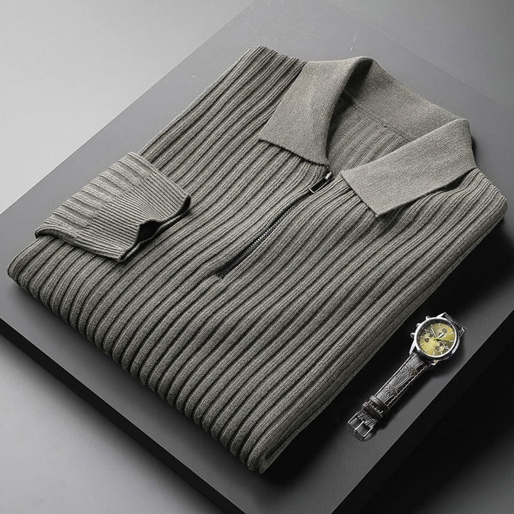 Ekskluzywny męski sweter z eleganckim kołnierzykiem polo – niezwykle miękki i komfortowy na każdą okazję