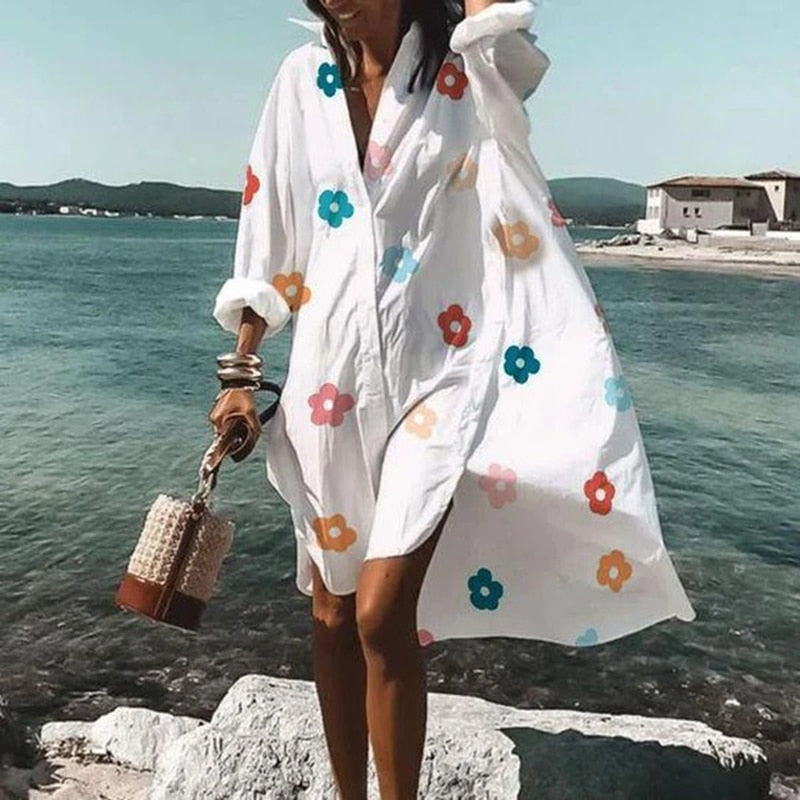 Stilvolles elegantes Sommerkleid für einzigartige Sommermomente