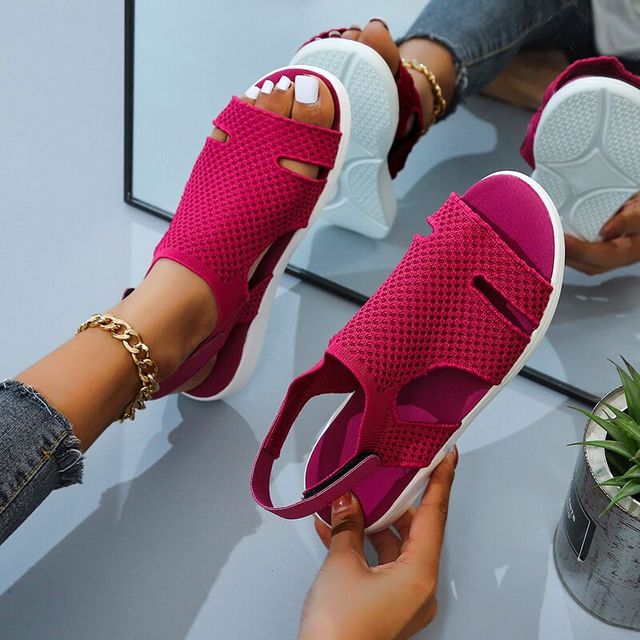 Ergonomische Damensandalen aus atmungsaktivem Material für maximalen Komfort