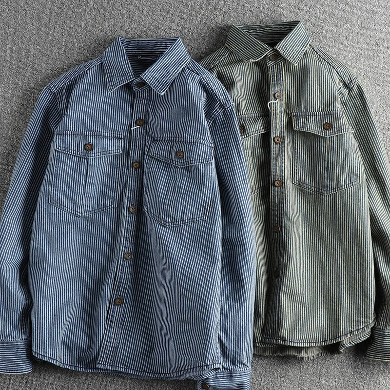 Elegantes und stilvolles Herrenhemd aus Vintage-Denim - ein klassischer und zeitloser Look