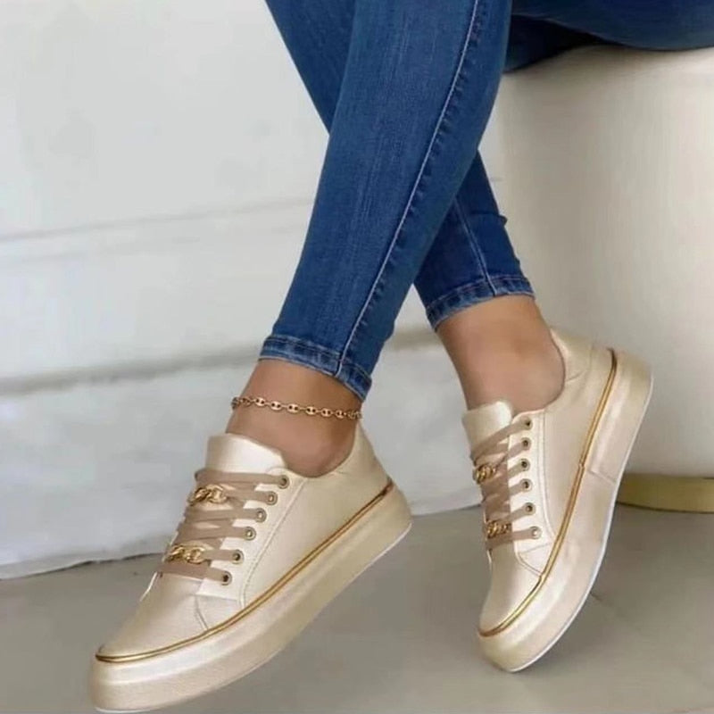 Modische Damen-Sportschuhe aus luftigem Textilmaterial - perfekt für Freizeitmomente und zur Betonung des individuellen Stils