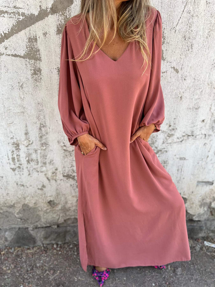 Elegantes Damen Maxikleid mit spitzem Ausschnitt - ein stilvoller und eleganter Look