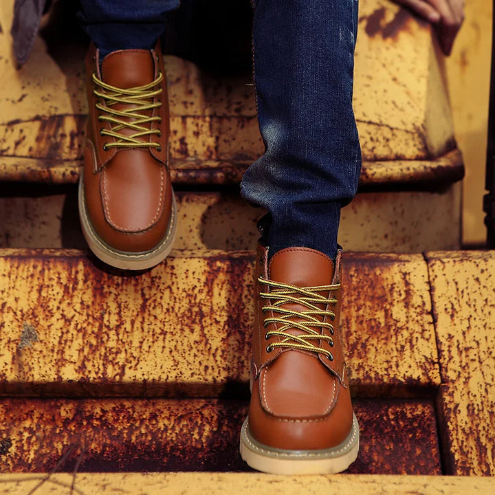 Stylische Herren-Winterstiefel im Retro-Look - extra warm, robust und modisch für kalte Tage