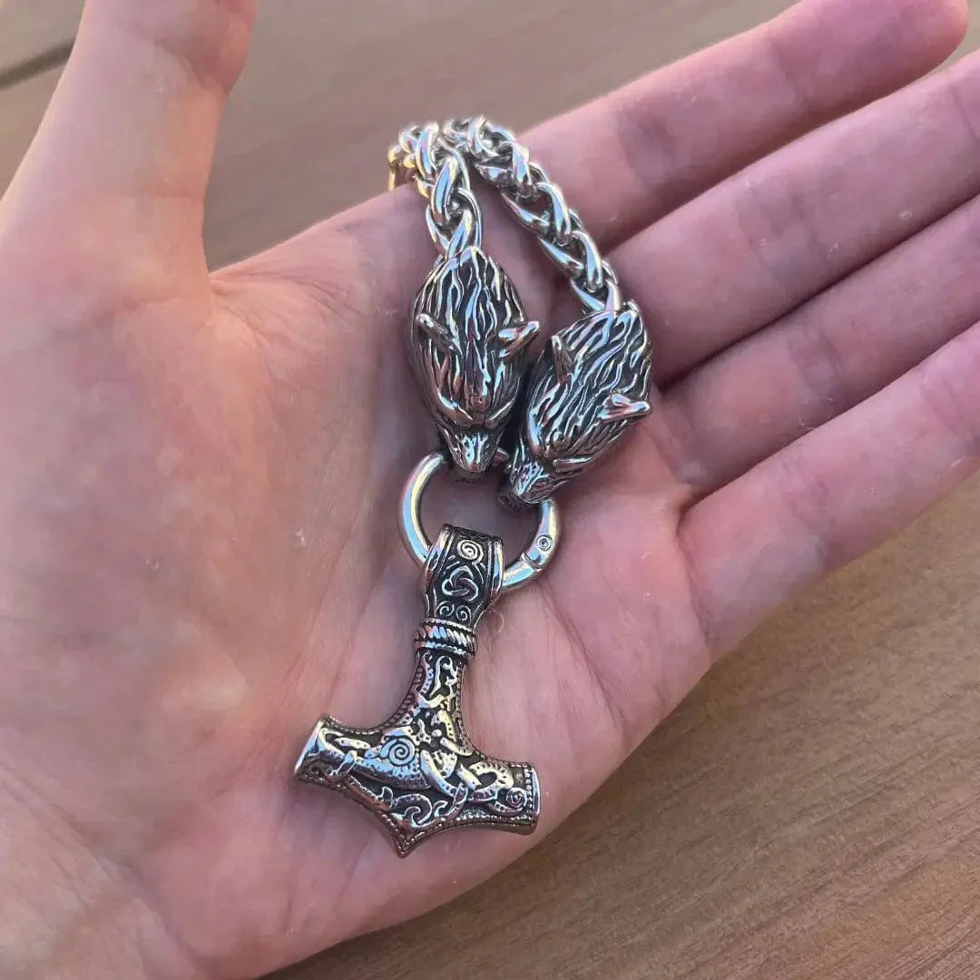 Wytrzymały i stylowy naszyjnik męski Viking Protection – symbol siły i ochrony