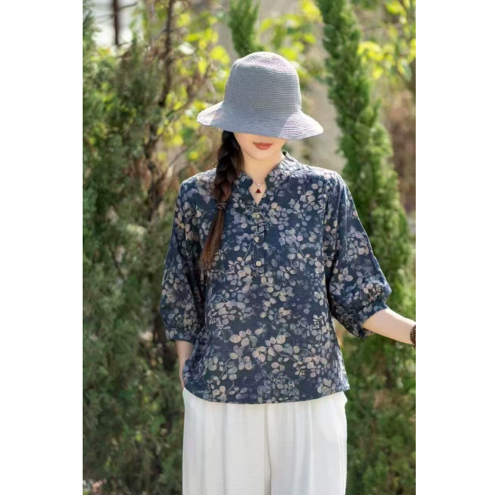 Die stilvolle Retro-Blumenbluse mit Knopfleiste für Damen wird Ihren einzigartigen Look unterstreichen