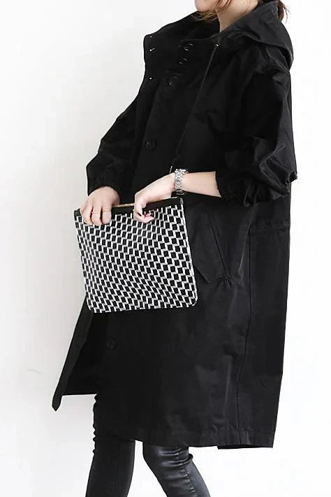 Eleganter und moderner Damen-Mackintosh für jede Gelegenheit