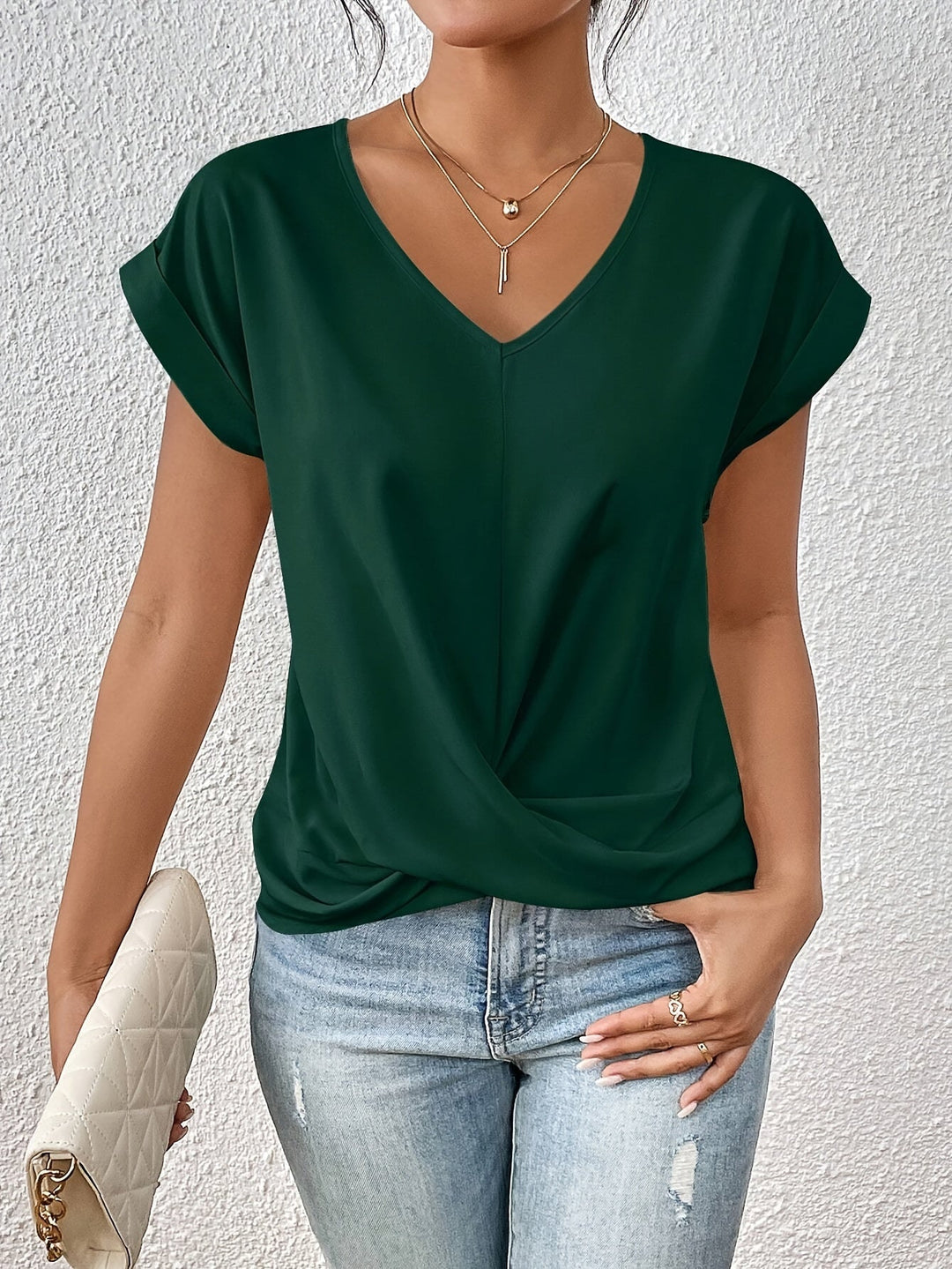 Modisches Damen-T-Shirt mit V-Ausschnitt - perfekt für jede Gelegenheit