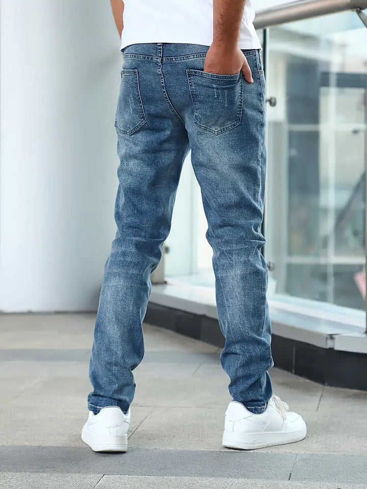 Stylowe i wygodne męskie jeansy – perfekcyjny wybór na każdą okazję