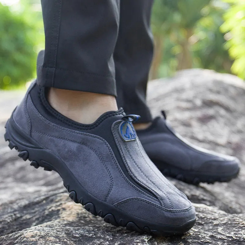Bequeme Herren-Wanderschuhe mit integrierter Fußgewölbestütze für maximale Stabilität und Komfort