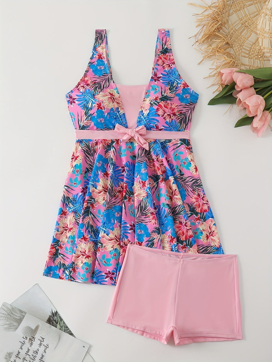 Beri Luxe Zwemset met Vrolijk Tropisch Tuniekje en Shorts - Perfect voor een Strandvolle Zomer