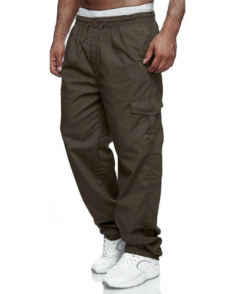 Bequeme und strapazierfähige Herrenhose mit praktischen Taschen - ideal für Outdoor-Abenteuer
