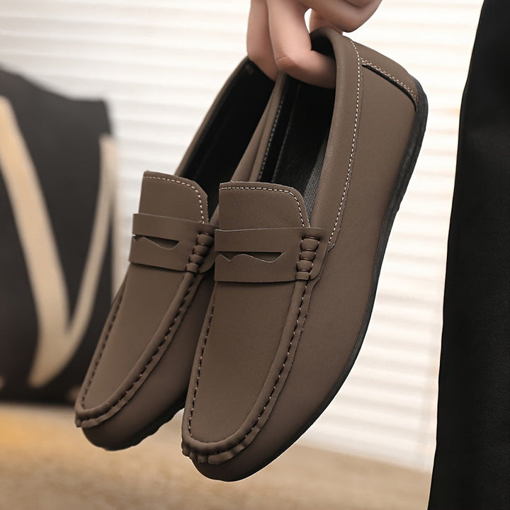 Elegante Herren-Slipper in einer breiten Farbpalette