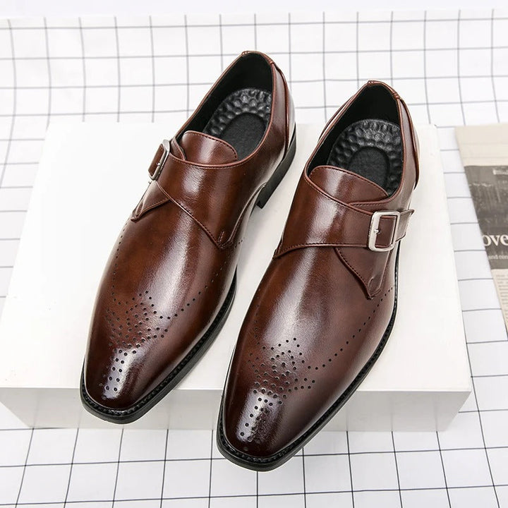 Stilvolle und elegante Herrenschuhe aus hochwertigem Leder - eine Garantie für großen Stil und Komfort