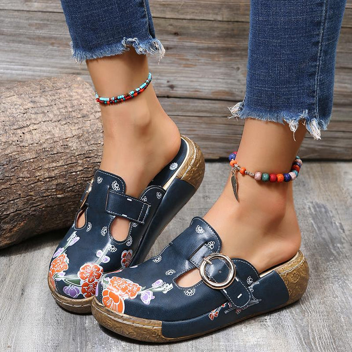 Susa - Modische und handgefertigte Damenpantoffeln mit Blumenmuster für eleganten Komfort