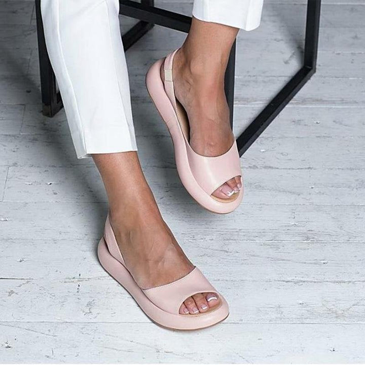 Stilvolle und bequeme offene Plateausandalen für Damen für einen eleganten Look