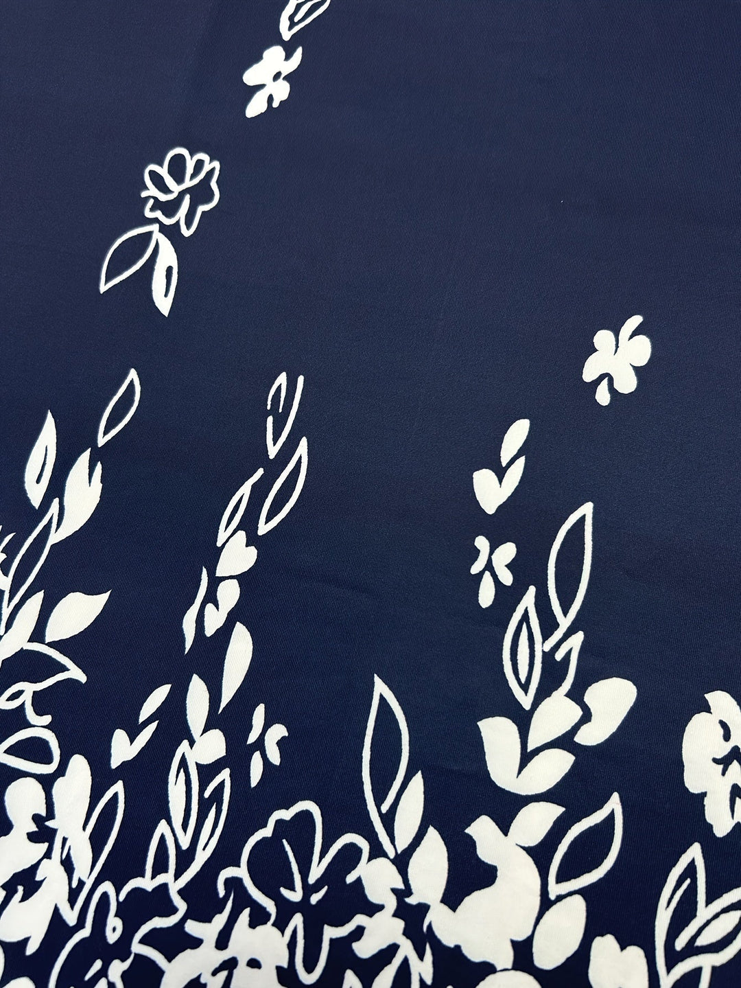 Stilvolles Damenkleid für besondere Anlässe