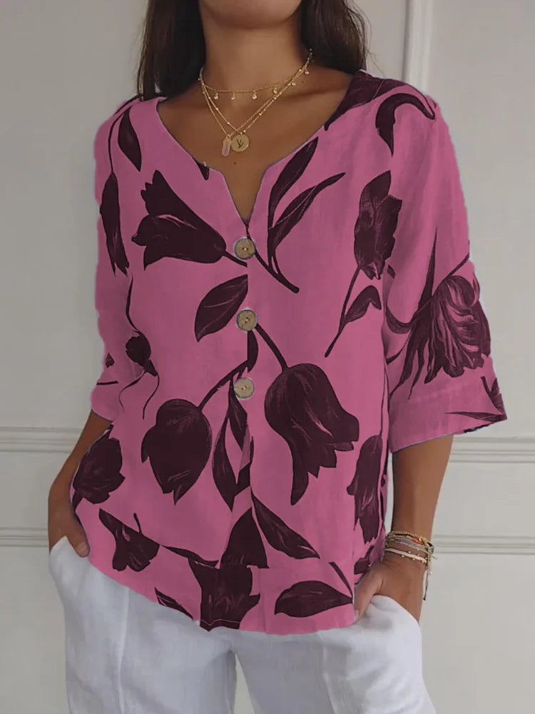 Elegantes Damen-Sommerhemd mit schönem Blumenmuster und praktischem Button-Down-Verschluss