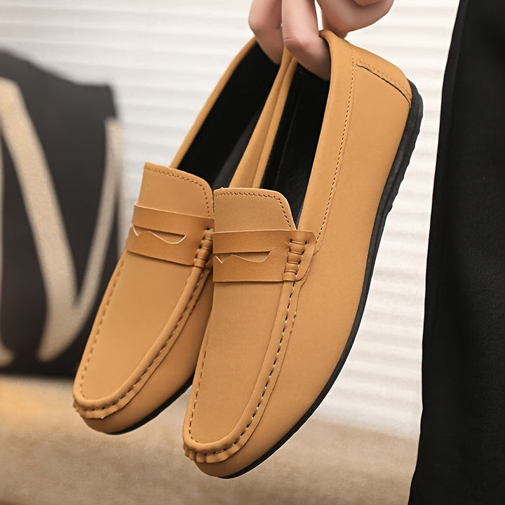 Elegante Herren-Slipper in einer breiten Farbpalette