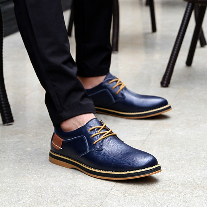 Elegante Herrenschuhe aus hochwertigem Leder in einer großen Auswahl an Farben