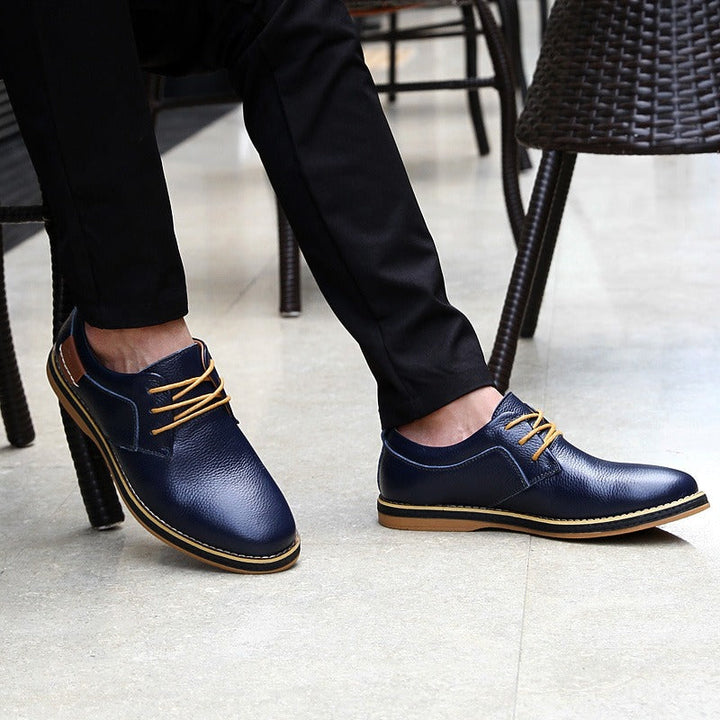 Elegante Herrenschuhe aus hochwertigem Leder in einer großen Auswahl an Farben