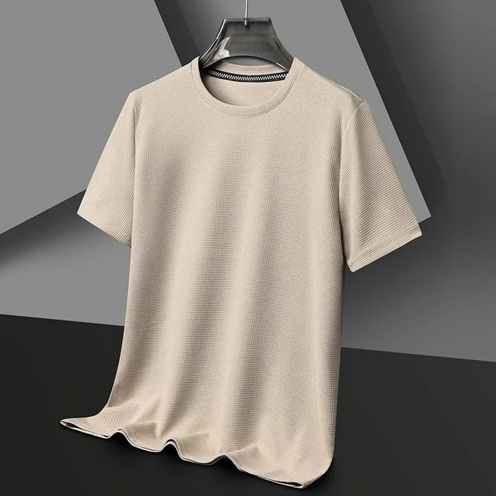 Stilvolles und luxuriöses Herren-T-Shirt für den Sommer - Komfort und Eleganz von Quirijn