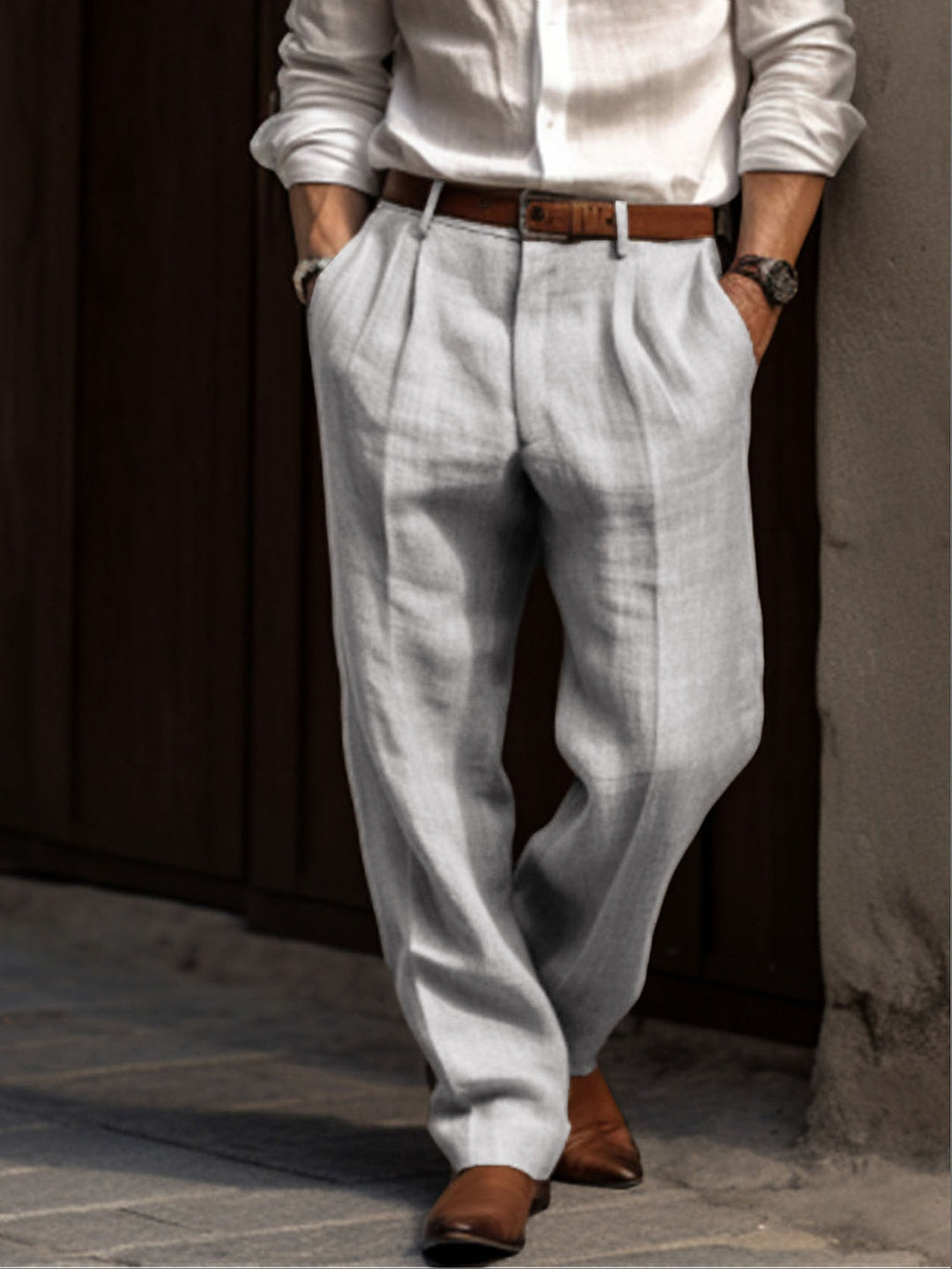 Stilvolle Herren-Leinenhose mit Bundfalten - eine elegante und modische Wahl