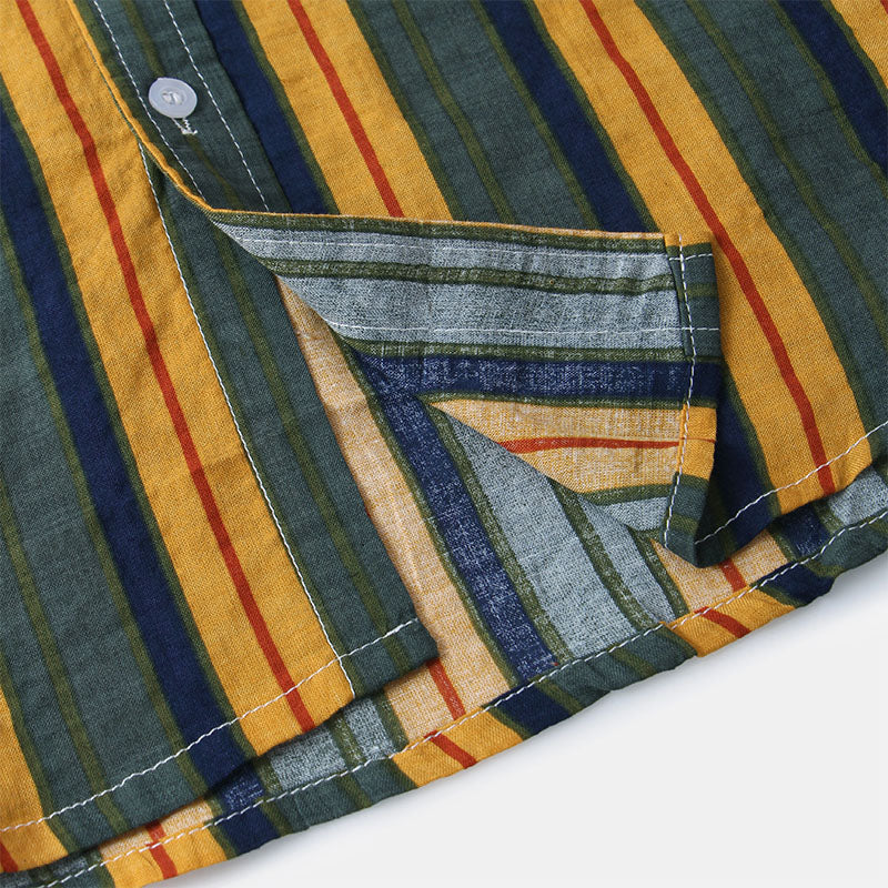 Elegantes Herren-Kurzarm-T-Shirt mit stylischen Retro-Streifen