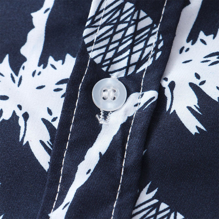 Elegantes kurzärmeliges Herren-T-Shirt in tiefem Marineblau mit einzigartigem Druck für außergewöhnlichen Stil