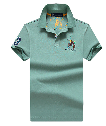 Elegantes Herren-Poloshirt mit sportlichem Charakter und modernem Design
