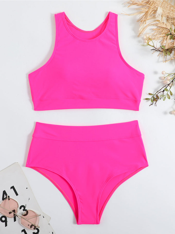 Britney | Elegante Hoognek Bikini met Verleidelijke Hooggetailleerde Briefjes