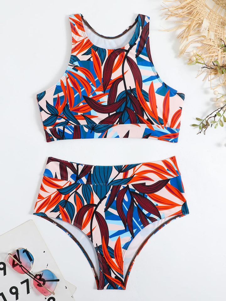 Britney | Elegante Hoognek Bikini met Verleidelijke Hooggetailleerde Briefjes