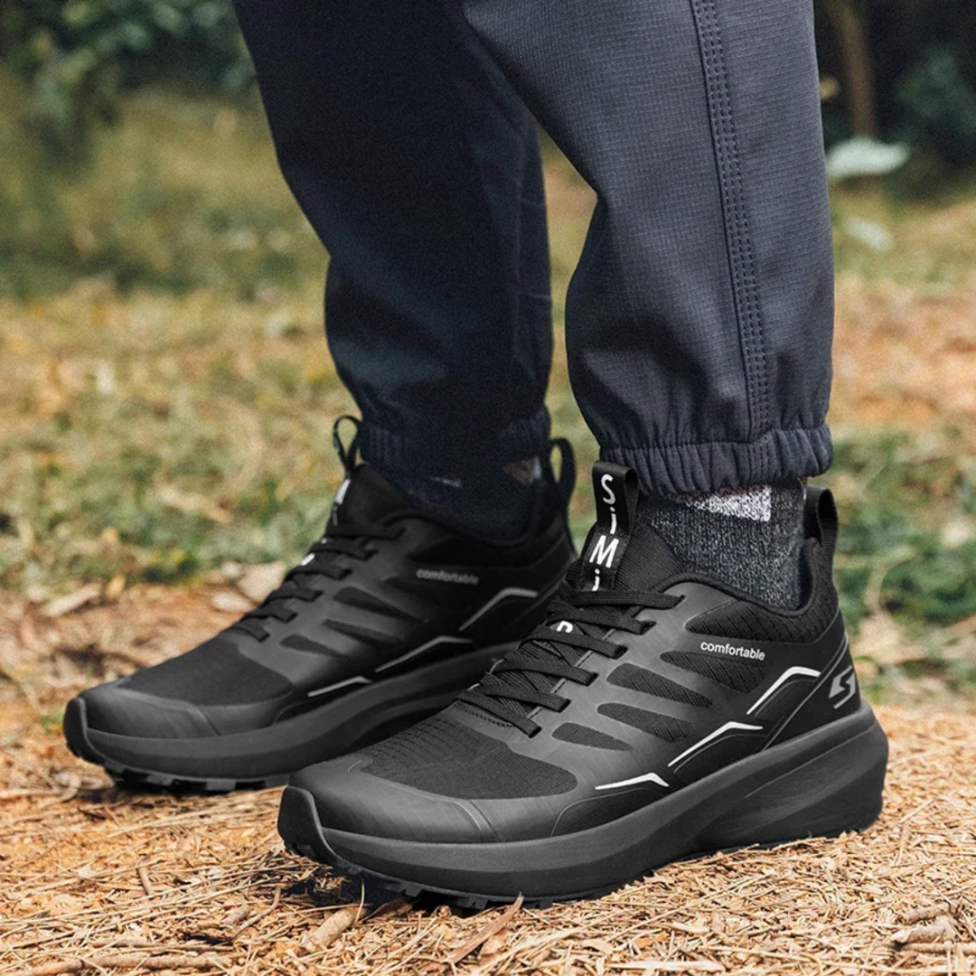 Bequeme Herren-Wanderschuhe mit stabiler Fußgewölbestütze für optimalen Komfort