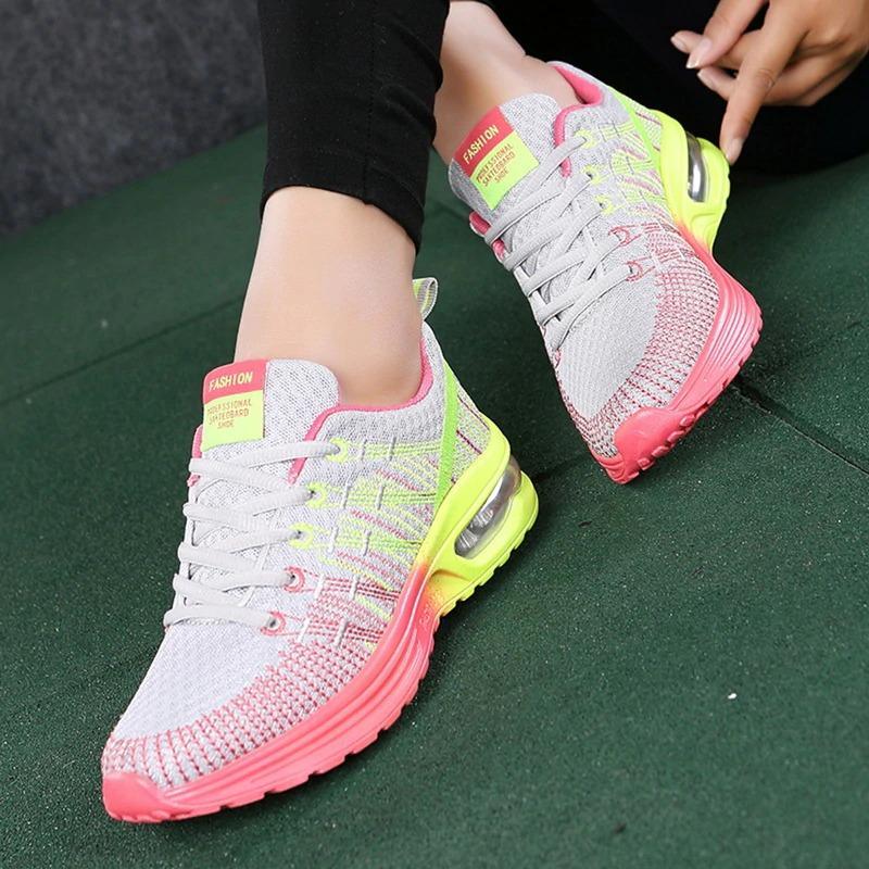 Eleganckie i wygodne damskie buty casual na każdą okazję