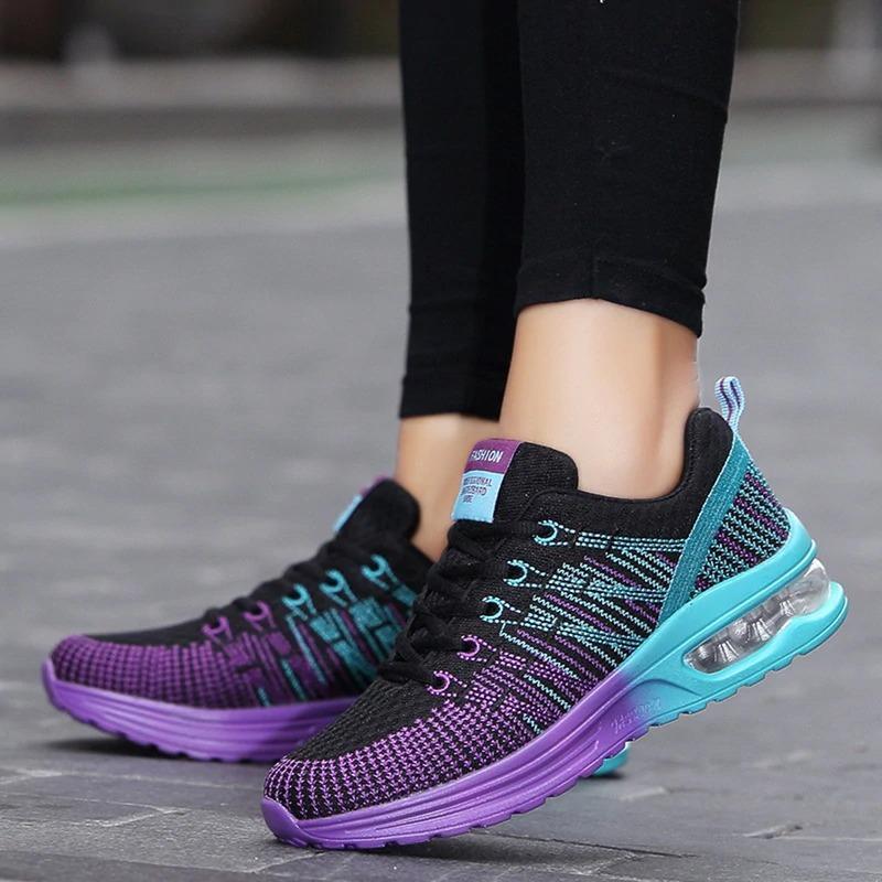 Eleganckie i wygodne damskie buty casual na każdą okazję