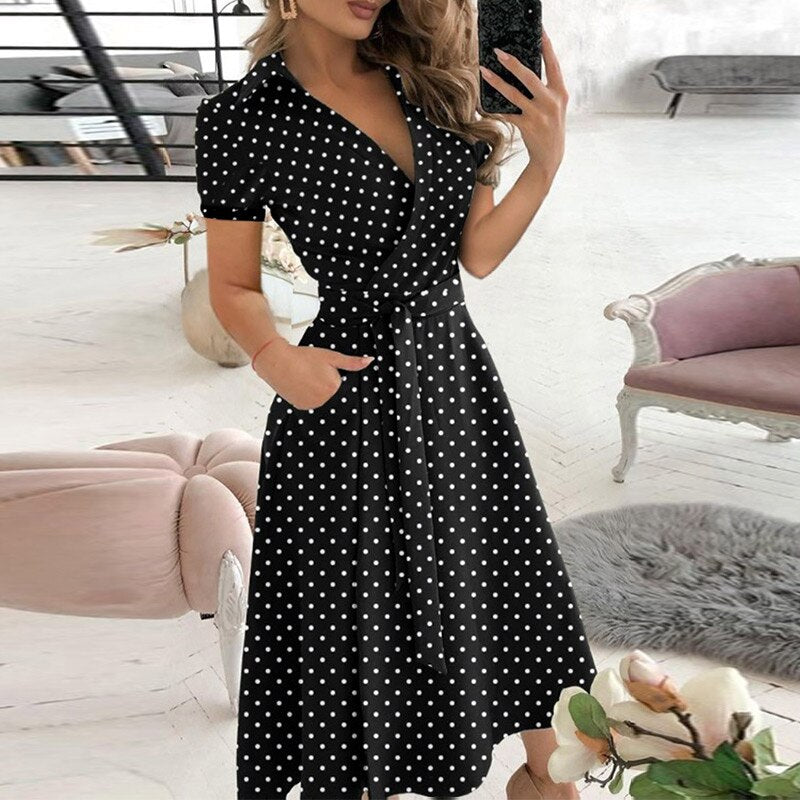 Elegantes Damenkleid für jeden Anlass - verleihen Sie Ihrem Stil eine schicke Note